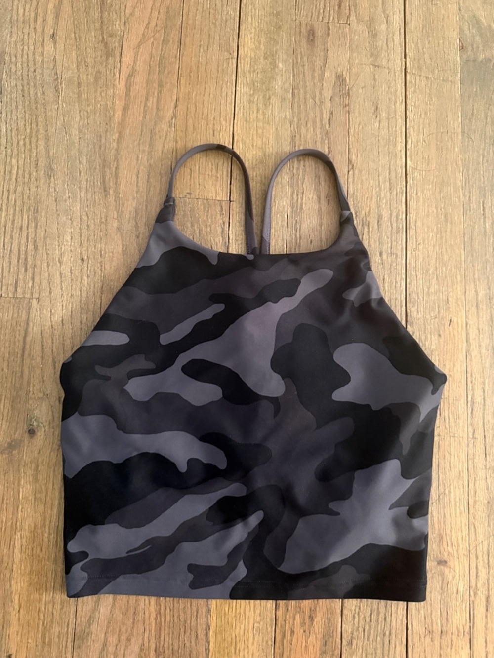 Old Navy Black & Gray Camo Active Crop Tank